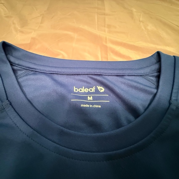 NWOT Baleaf Purple Blue Long Sleeve Quick Dry Active Tee Size Medium - Picture 4 of 9